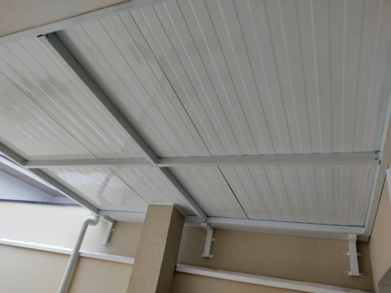 Cobertura em Telha Sanduíche Termo Acústica Valinhos Cobertura em Telha Sanduíche Termo Acústica Valinhos